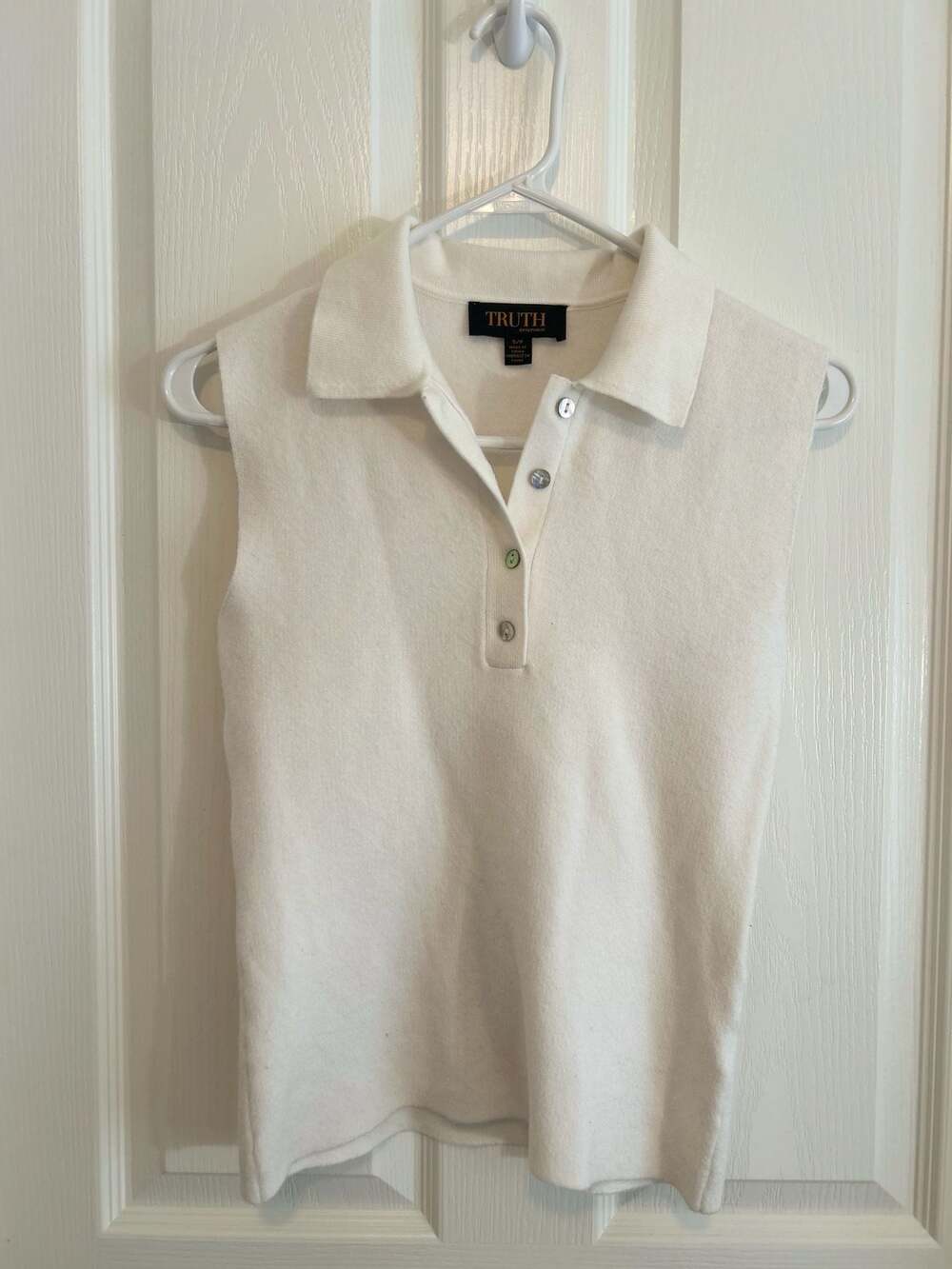 Truth by Republic White Sleeveless Knit Polo Shirt Size S/P